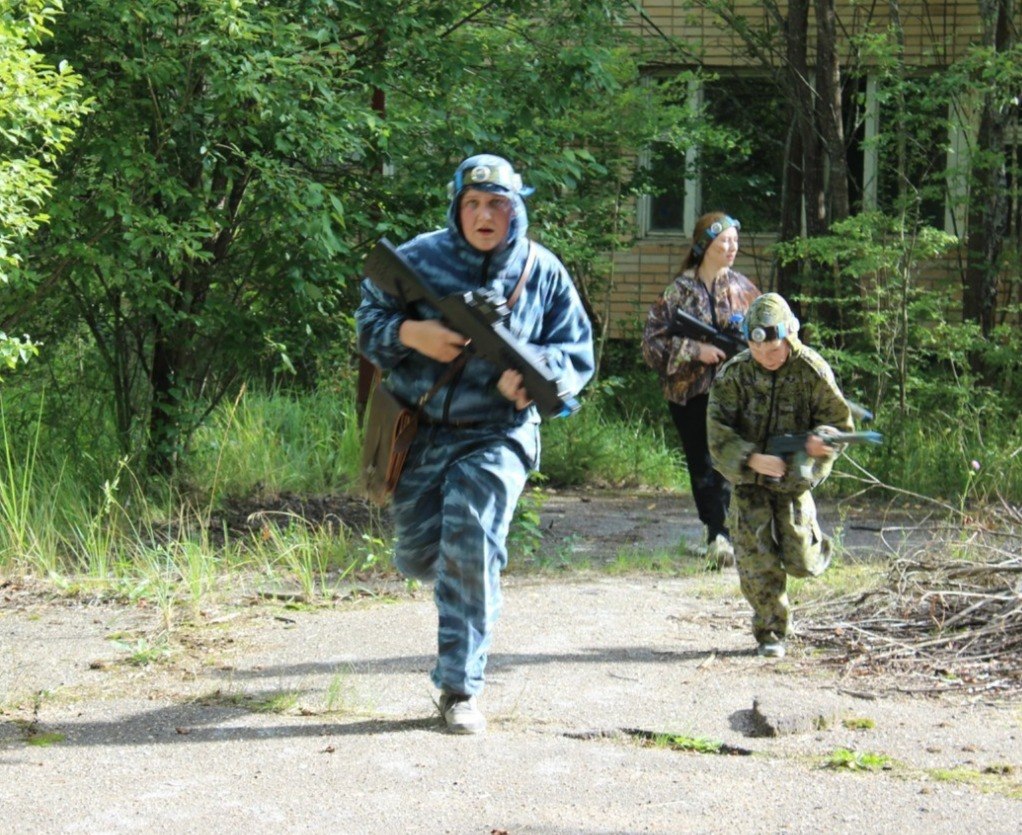 Стенка на стенку